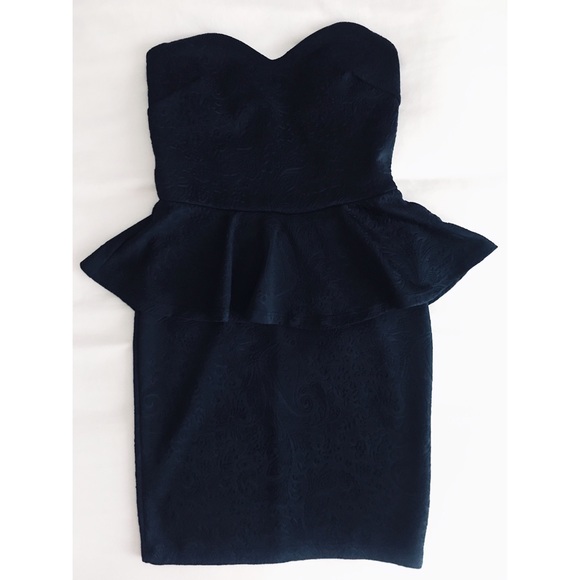 Black Sweetheart Tube Dress - 4 for $20! - Picture 2 of 5